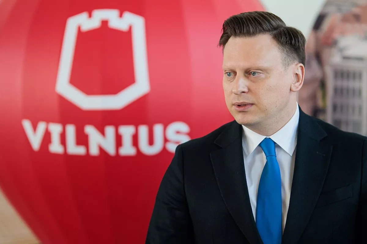Vilnius mayor launches petition for tougher language rules for migrants