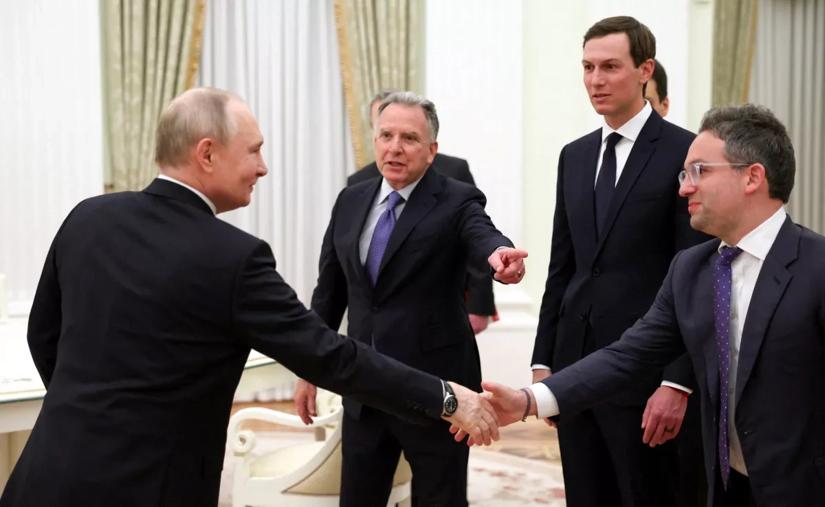 Putin holds lengthy talks with US representatives