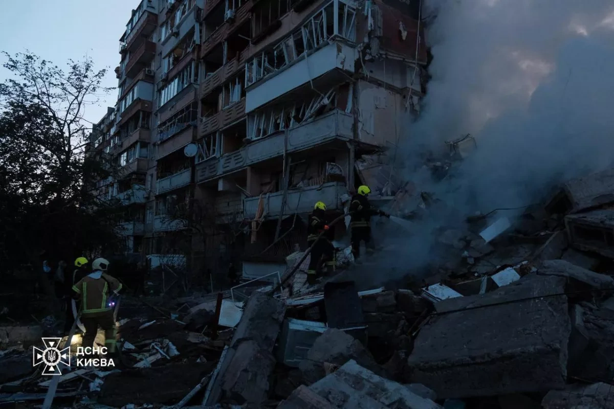 Russian strike turns Kyiv morning into tragedy PHOTO / VIDEO