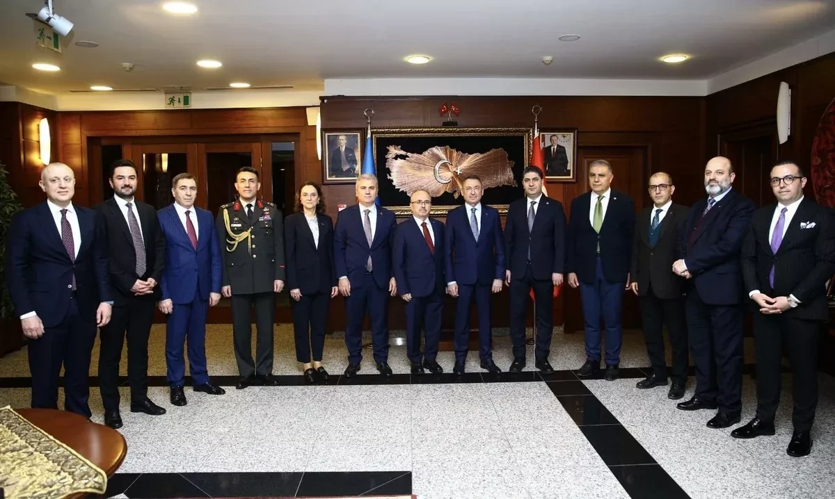 Senior Turkish lawmaker begins official visit to Azerbaijan photo