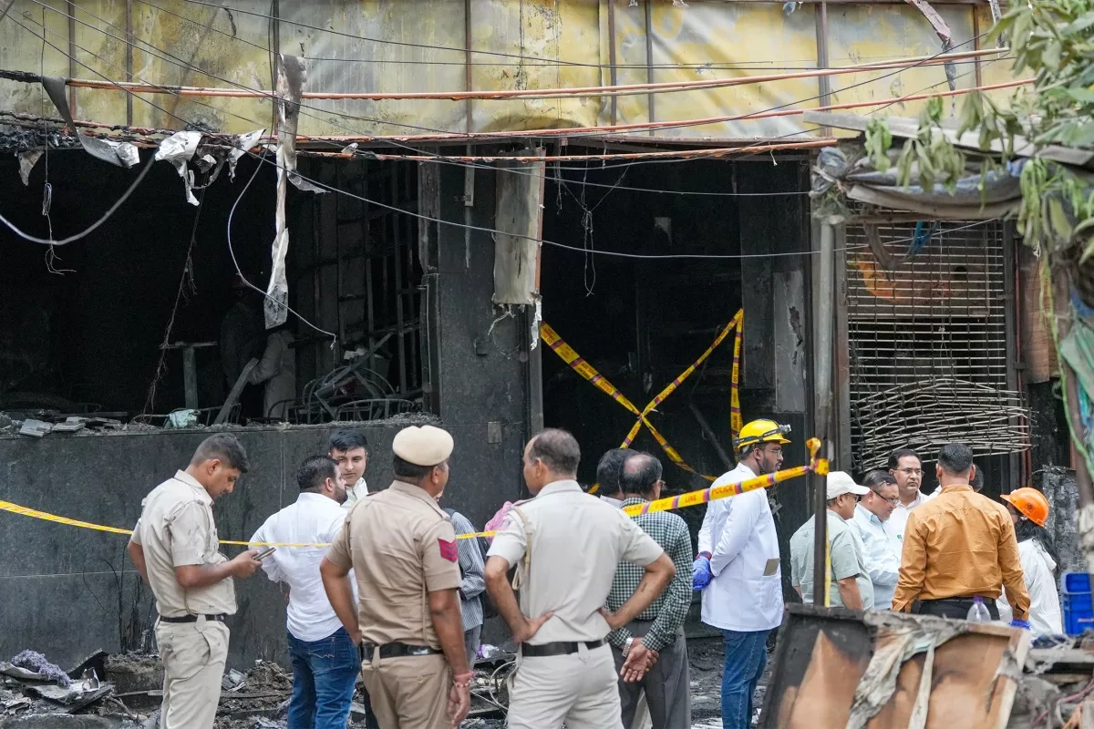 New Delhi hotel owner arrested after blaze kills 21 VIDEO