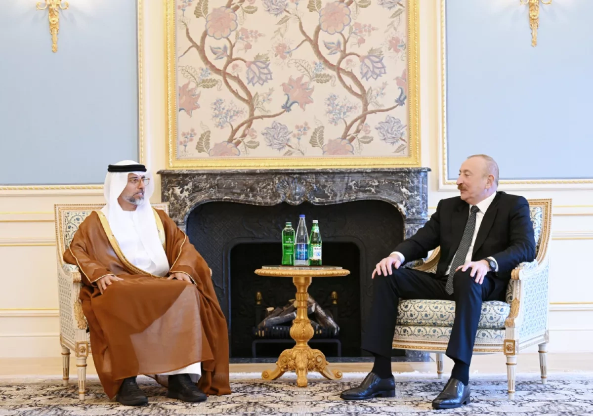 Azerbaijani president receives UAE energy and infrastructure minister PHOTO