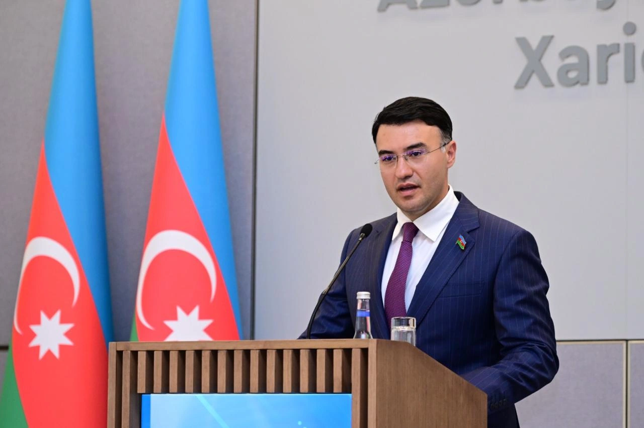 Baku hosts discussions on promoting human rights via public services (PHOTO)