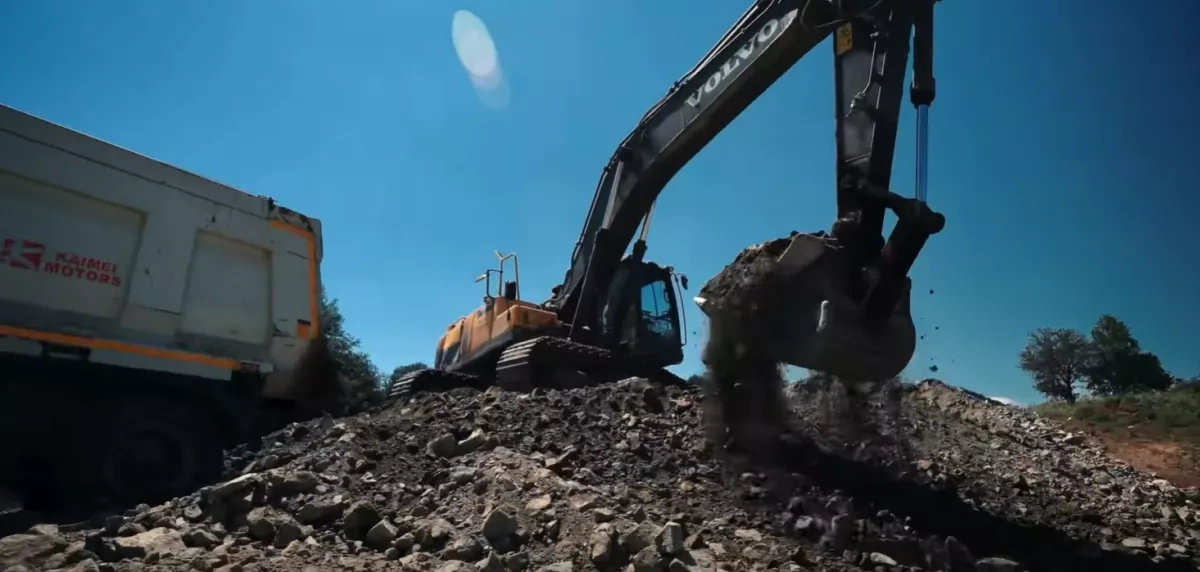Azerbaijan advances Kalbajar–Lachin road project VIDEO