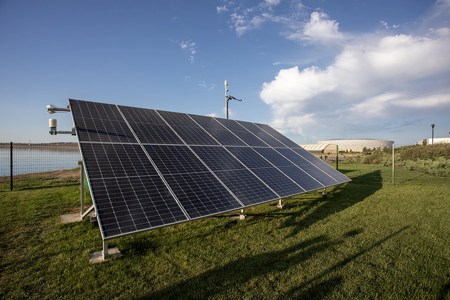 Iran eases rules for solar energy project development