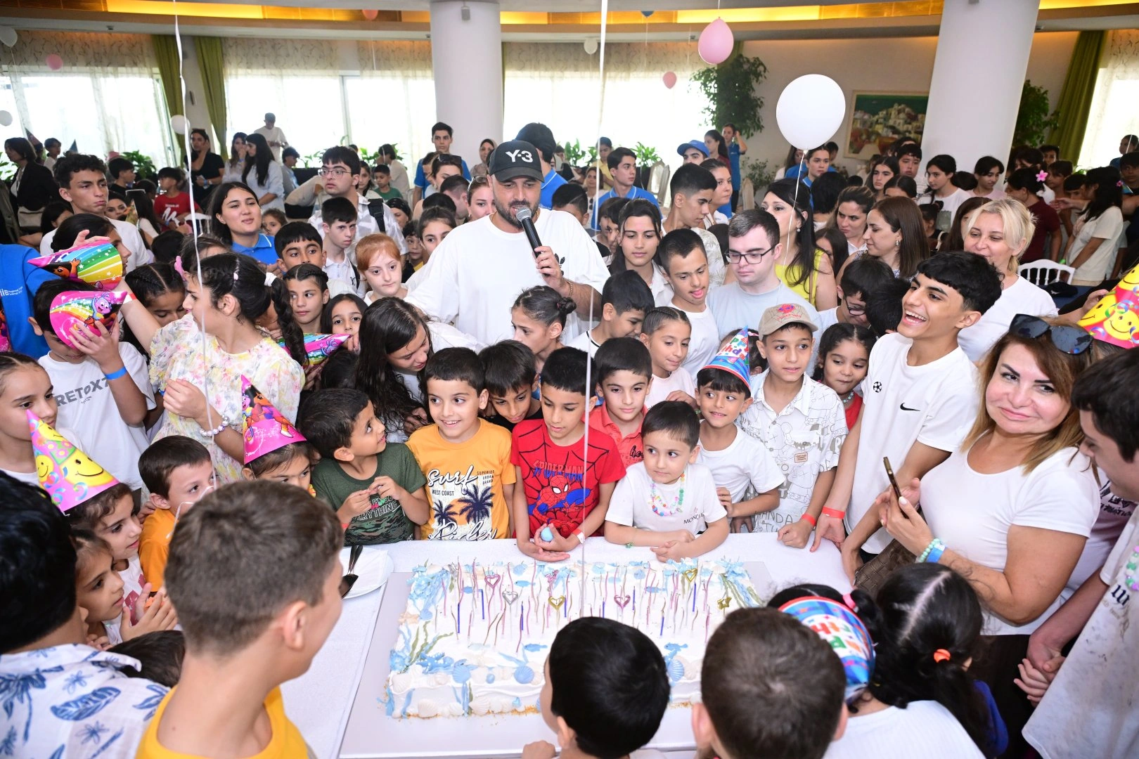 On initiative of Mehriban Aliyeva, President of Heydar Aliyev Foundation, entertainment event held for children in need of special care (PHOTO)