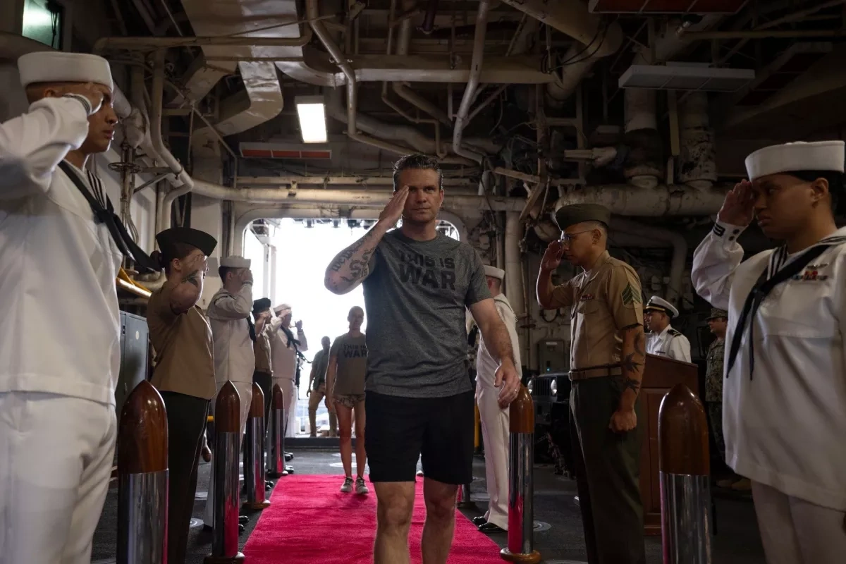 US defence chief joins military training aboard USS Boxer in Singapore PHOTO / VIDEO