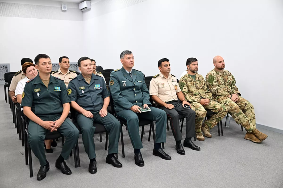 Azerbaijan, Hungary, Kazakhstan discuss cooperation in military information PHOTO