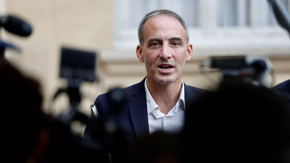 Soviet spy’s grandson launches French presidential bid