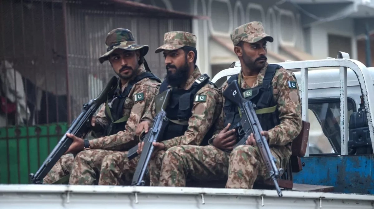 Pakistan forces target suspected weapons vehicle, killing seven militants