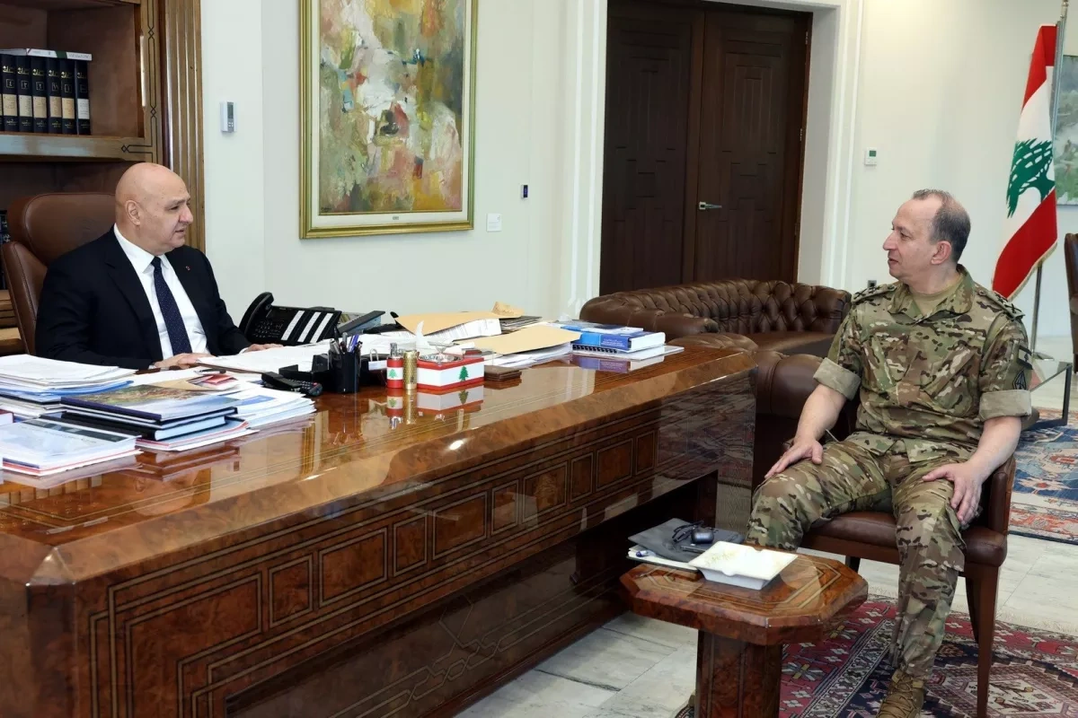 Lebanese president, army chief discuss agreement with Israel