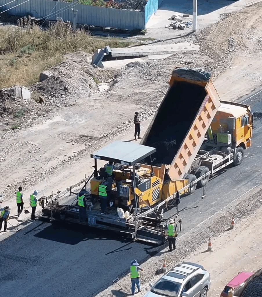 Kyrgyzstan reviews progress of Suusamyr-Talas-Taraz road works