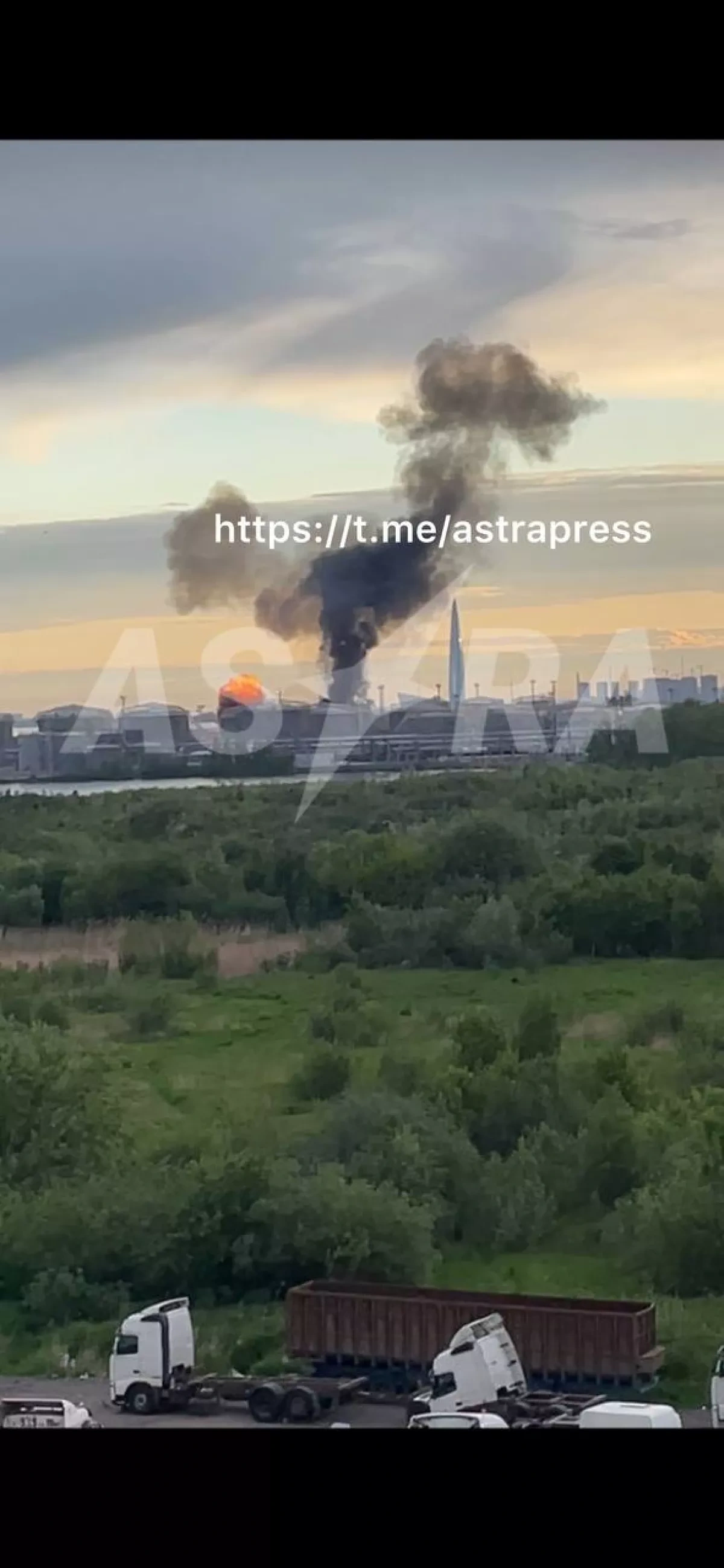 ASTRA: Drone strike triggers fire at oil terminal in Russia's St. Petersburg PHOTO / VIDEO