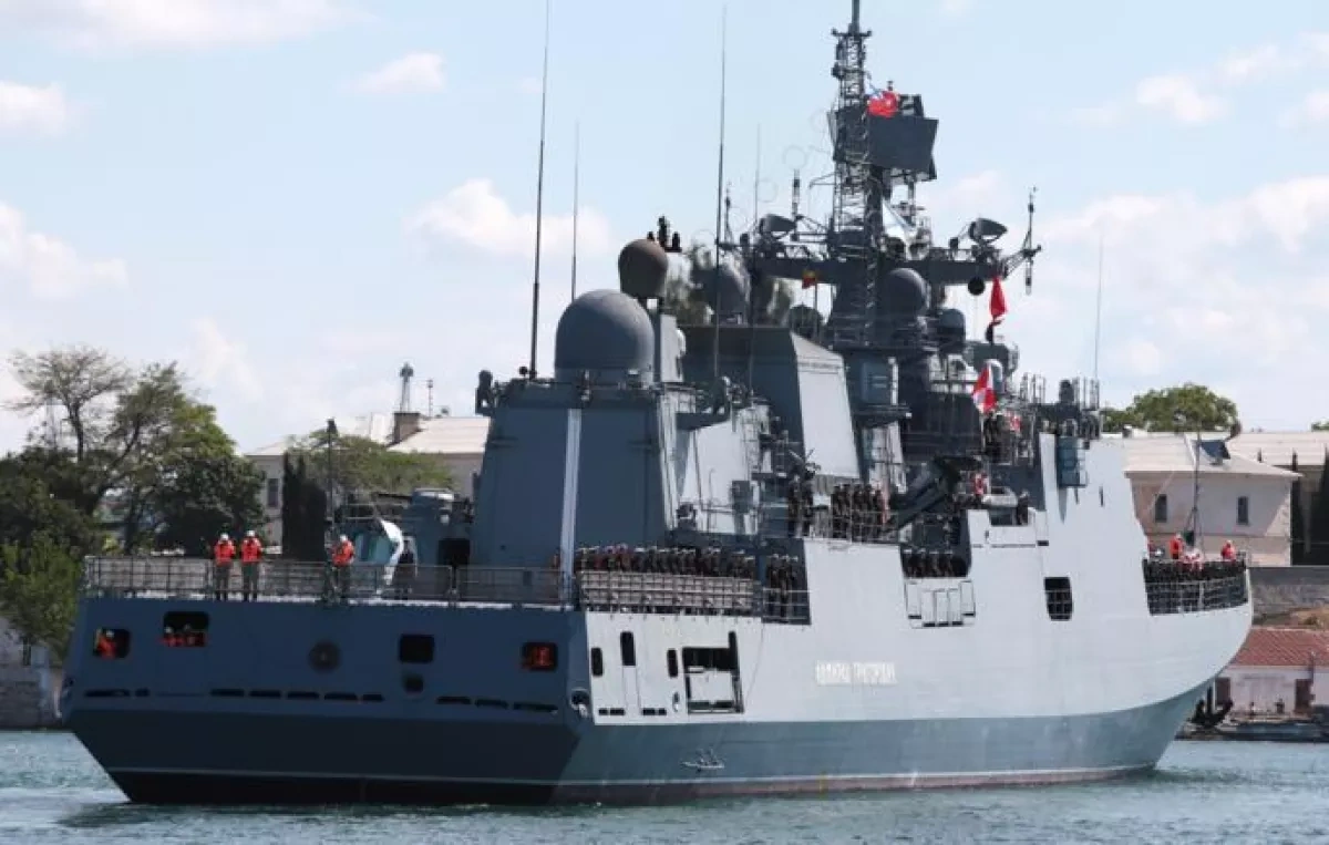 Russia accuses UK of “piracy” after English Channel incident