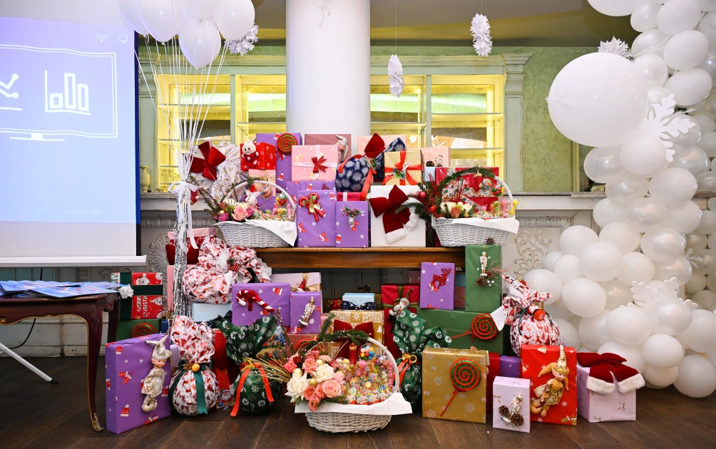 Heydar Aliyev Foundation VP Leyla Aliyeva, Head of Baku Media Center Arzu Aliyeva and Alena Aliyeva join festive celebrations for children with special needs in Baku (PHOTO)