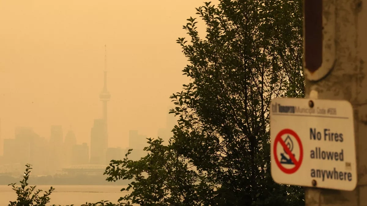 Canada blames US wildfires for choking skies with dangerous smoke