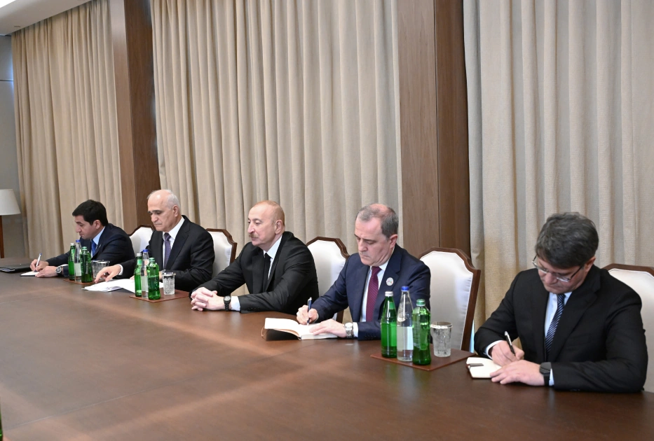 President Ilham Aliyev receives Vice Premier of the State Council of China (PHOTO)
