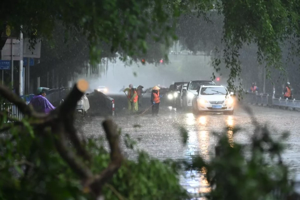 China issues "orange" alert as Typhoon Huxia nears landfall