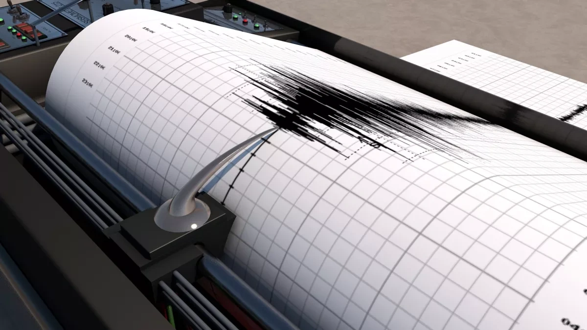 Dual earthquakes rattle western, central Iran