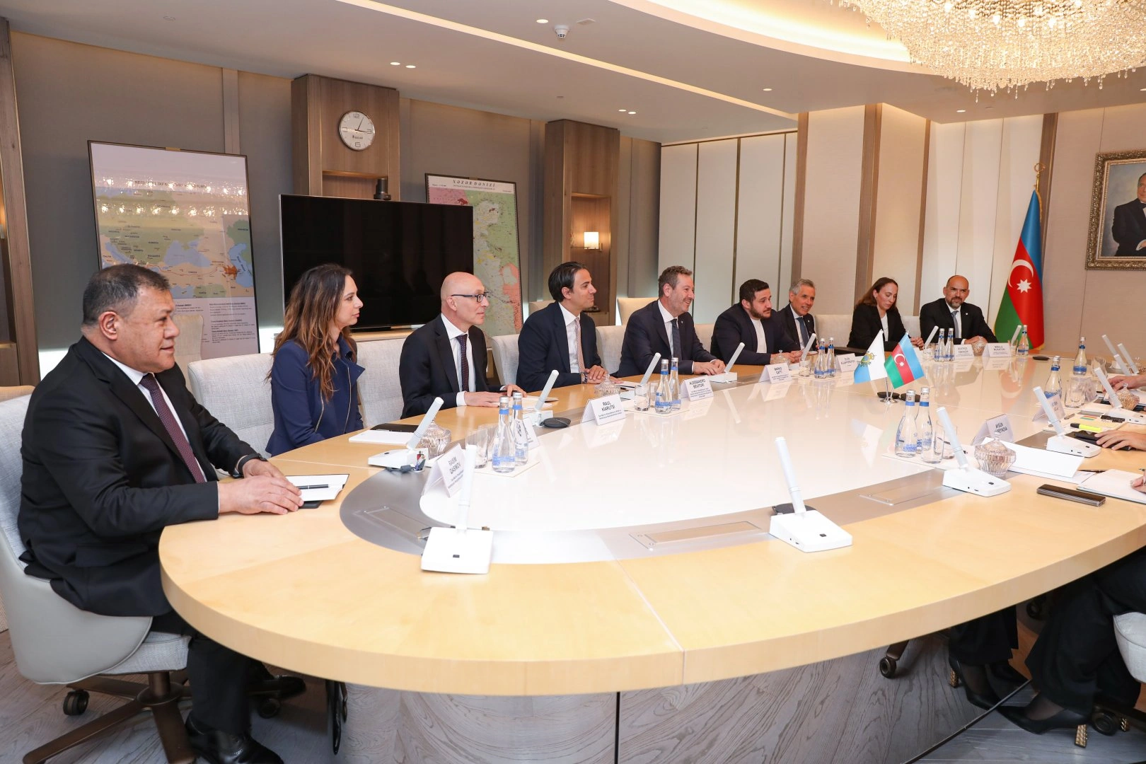 Azerbaijan, San Marino explore strategic cooperation in energy sector (PHOTO)