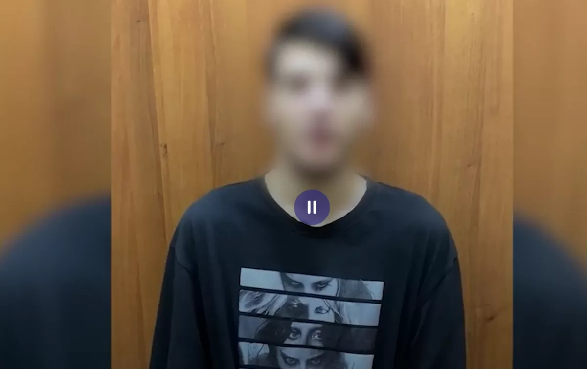 Russia detains man accused of planning arson attack on military office PHOTO
