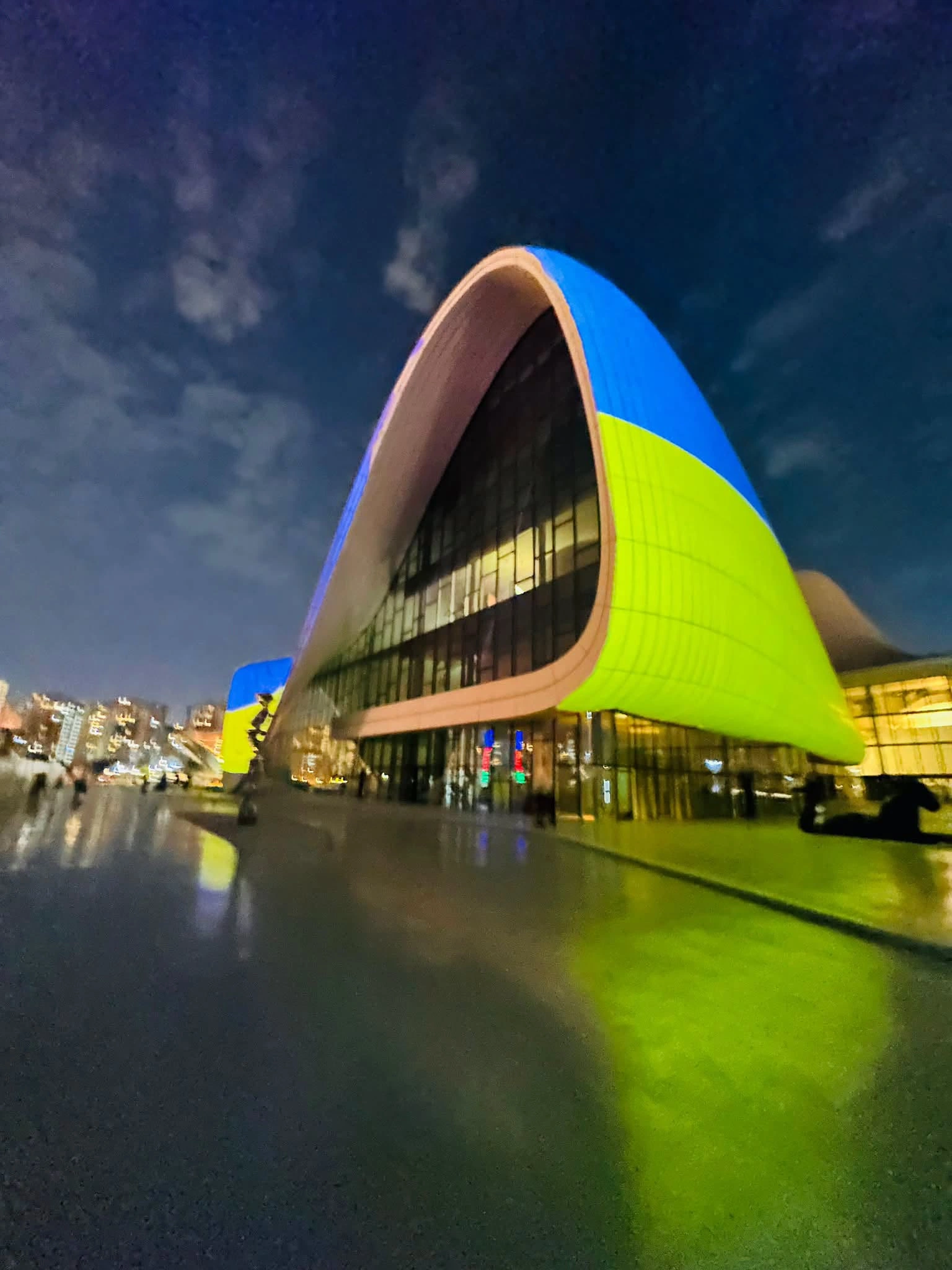 Heydar Aliyev Center illuminated in colors of Ukrainian flag