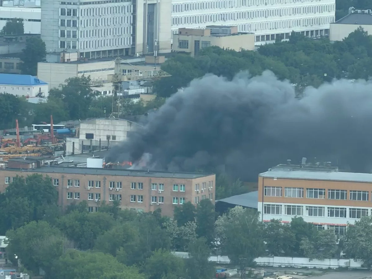 Major fire breaks out at Moscow hostel, hundreds evacuated PHOTO / VIDEO