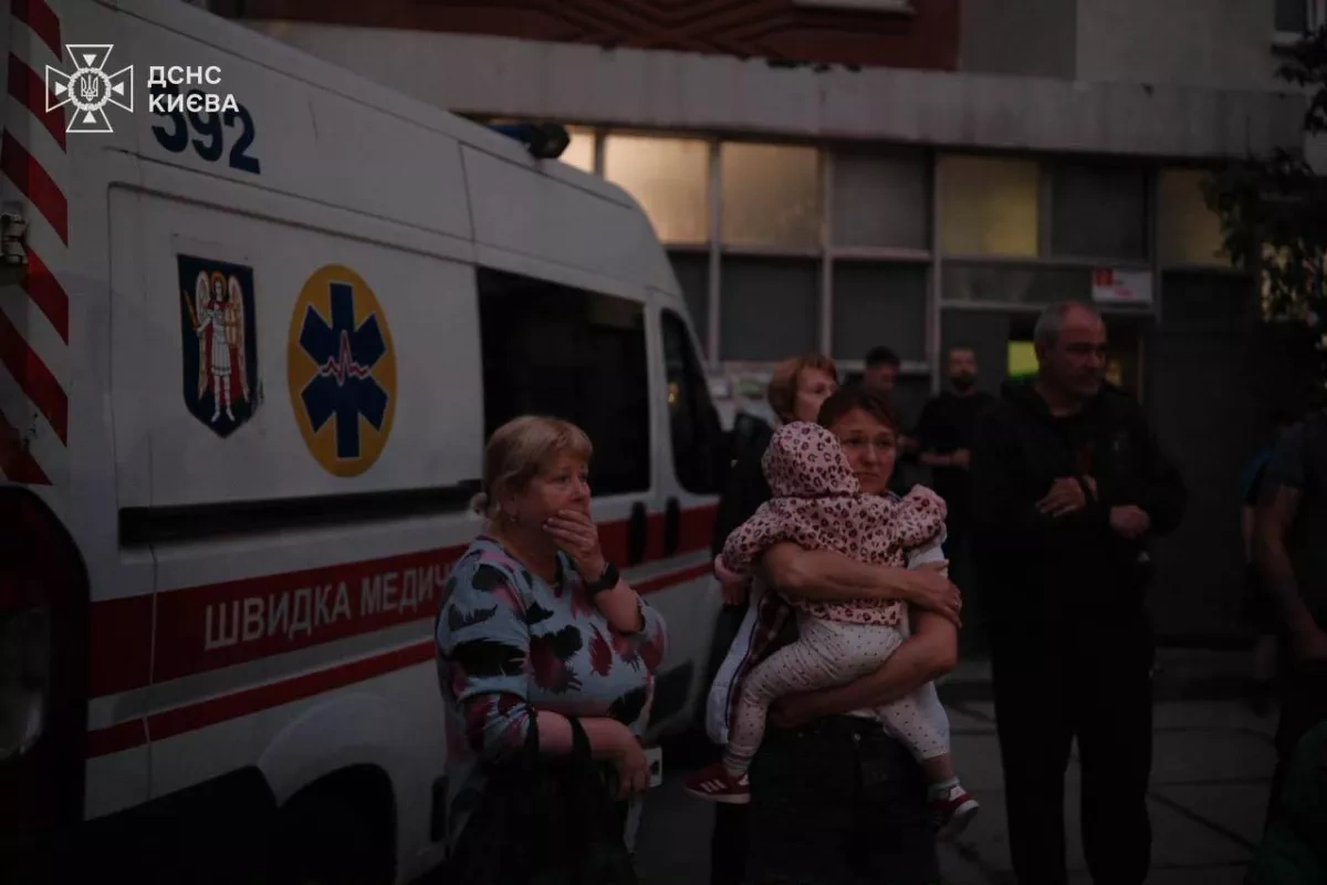 Kyiv takes brunt of overnight Russian attack as SOCAR station damaged PHOTO / VIDEO