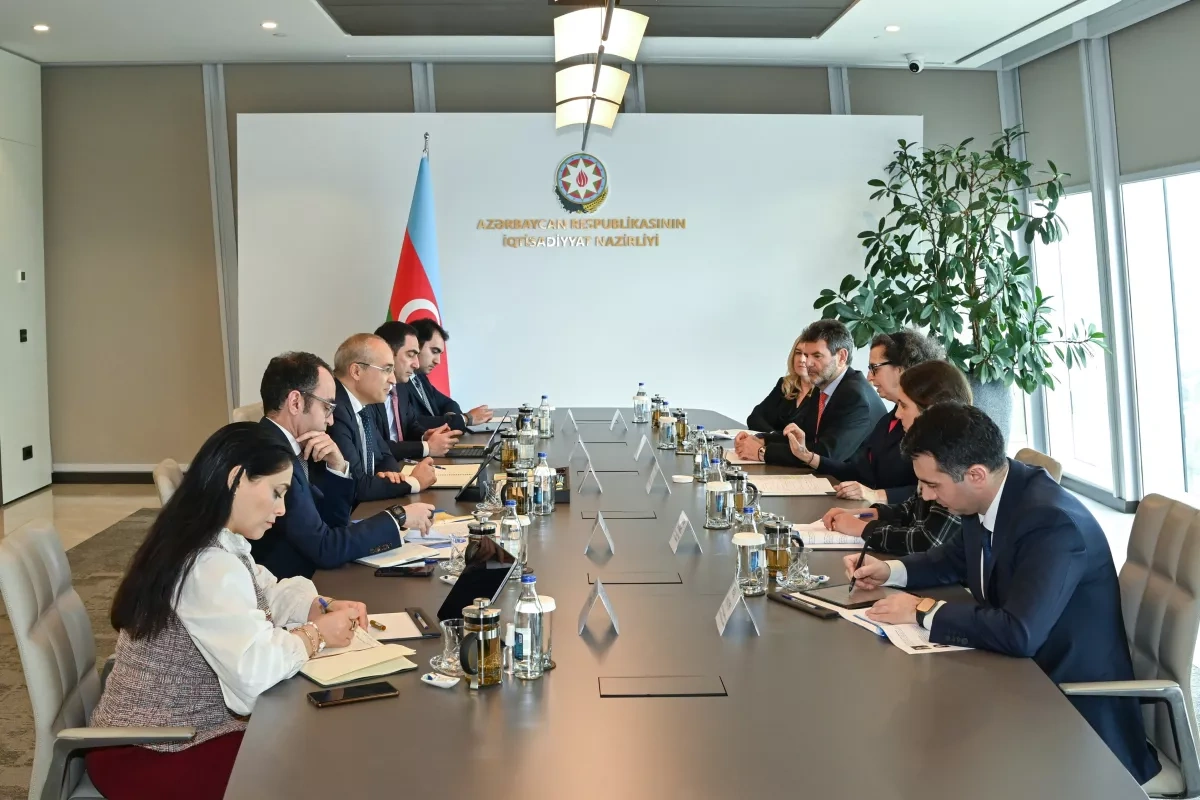 Azerbaijan, EBRD discuss investment priorities across key infrastructure sectors PHOTO