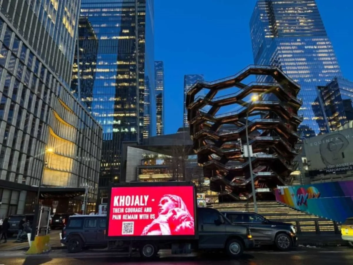 Massive Khojaly genocide awareness campaign hits New York streets PHOTO