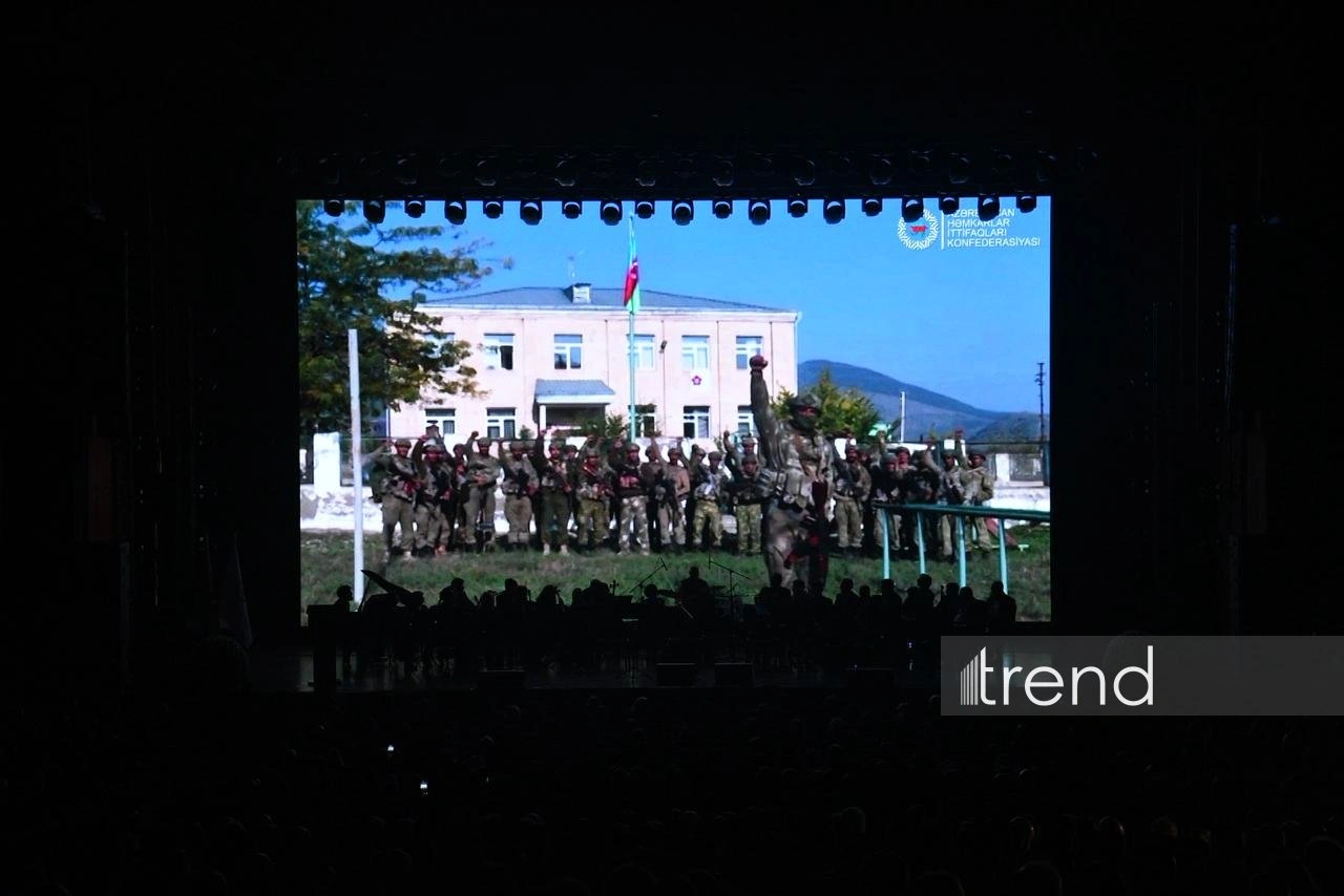 Baku hosts event dedicated to memory of National Leader Heydar Aliyev, organized by Confederation of Trade Unions of Azerbaijan (PHOTO)