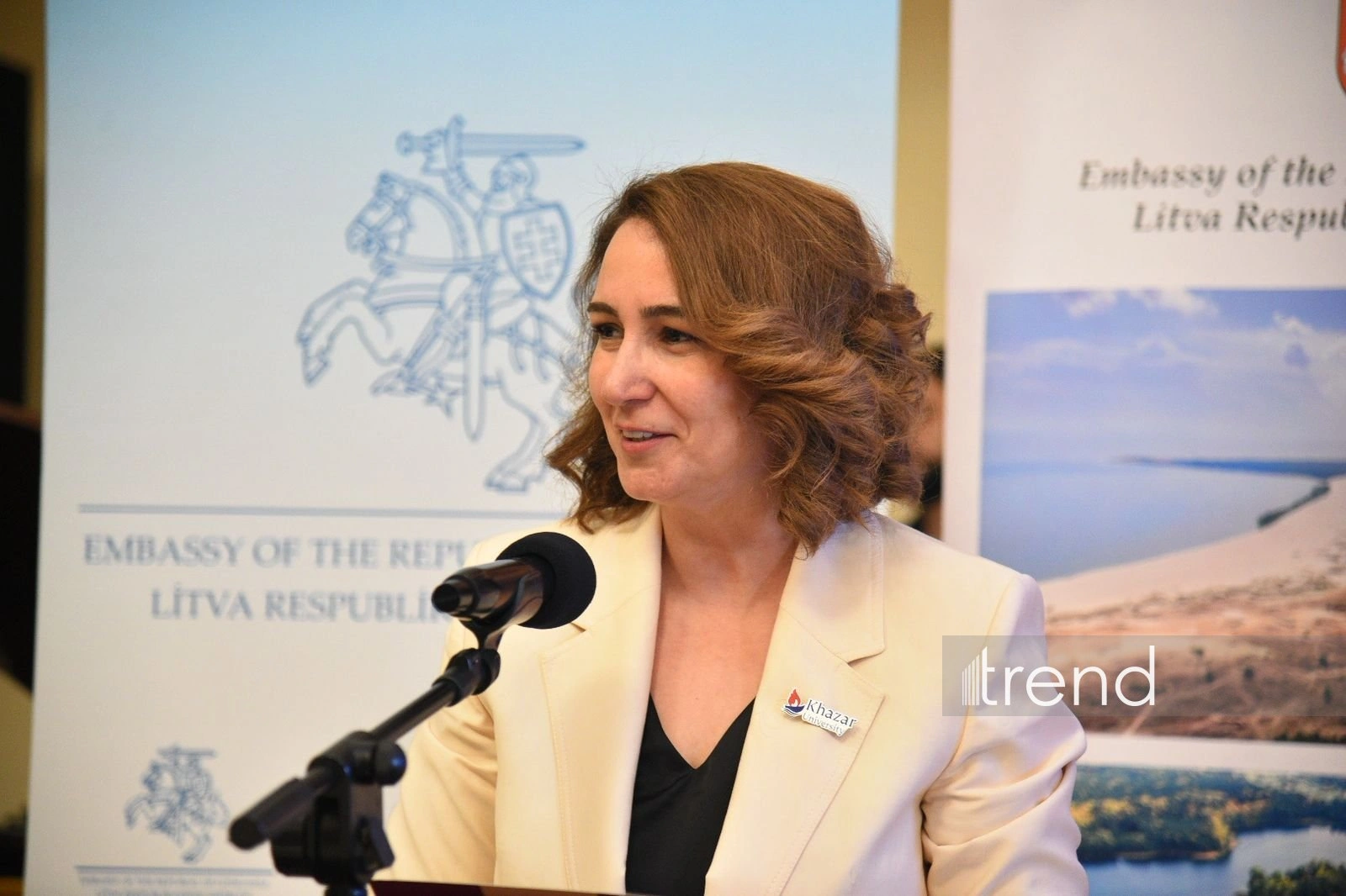 Azerbaijan's Baku hosts exhibition 'Not All of Them: Portraits of War Refugees' (PHOTO)