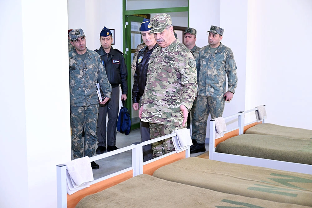 Azerbaijani Defense Ministry's leadership visit Air Force Units (PHOTO/VIDEO)