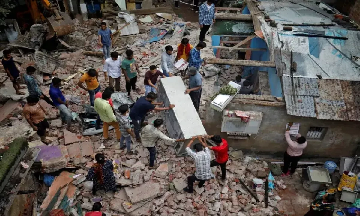 Nearly 90 killed as severe storm hits India’s Uttar Pradesh state PHOTO