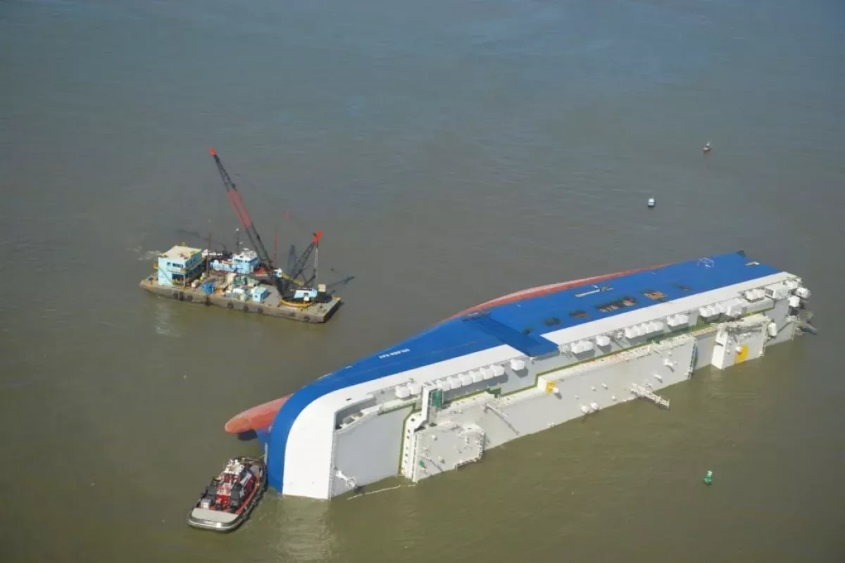 At least 15 dead as passenger ferry capsizes in Sudan