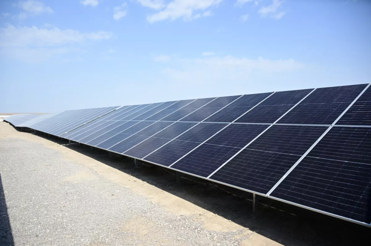 Azerbaijani president inspects “Shams 1”, “Garbi Ufug” solar plants in Nakhchivan PHOTO