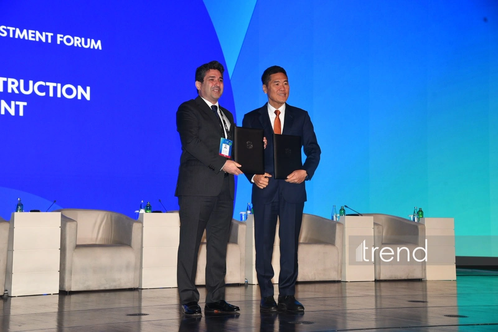 2nd Azerbaijan International Investment Forum hosts signing of multiple documents (PHOTO)