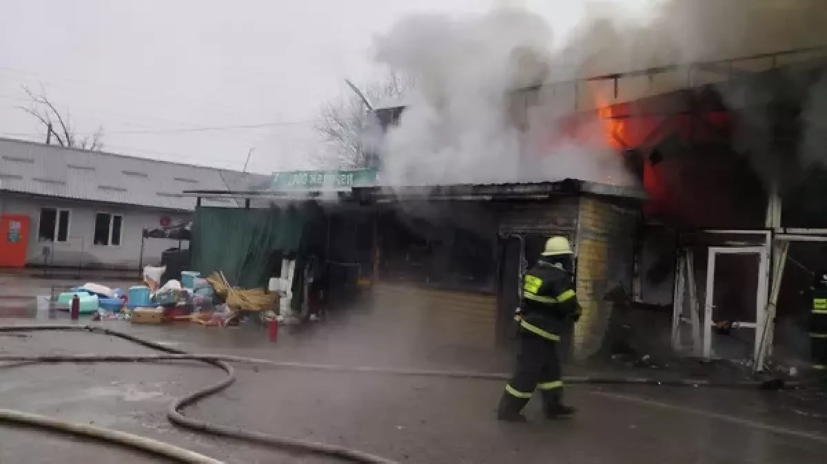 Major fire breaks out at a market in Kyrgyzstan's capital PHOTO / VIDEO