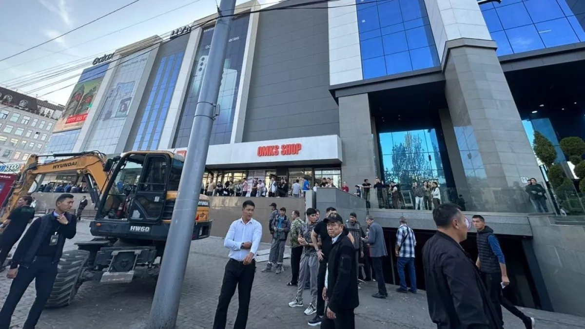 Bishkek department store evacuated after bomb threat
