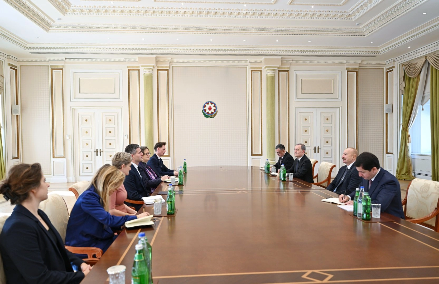 President Ilham Aliyev receives Minister of Foreign Affairs of the Netherlands (PHOTO)