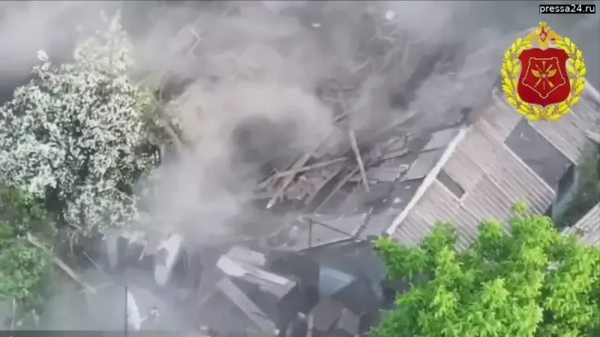 Drone strike hits Russia’s Bryansk, railway bridge collapses PHOTO