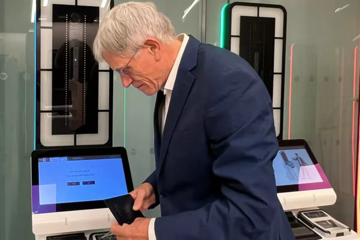 UK travellers face major border changes as EU biometric system rolls out