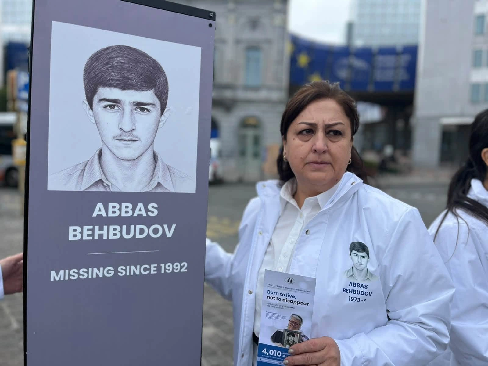Azerbaijani families of missing persons stage protest outside European Parliament (PHOTO)