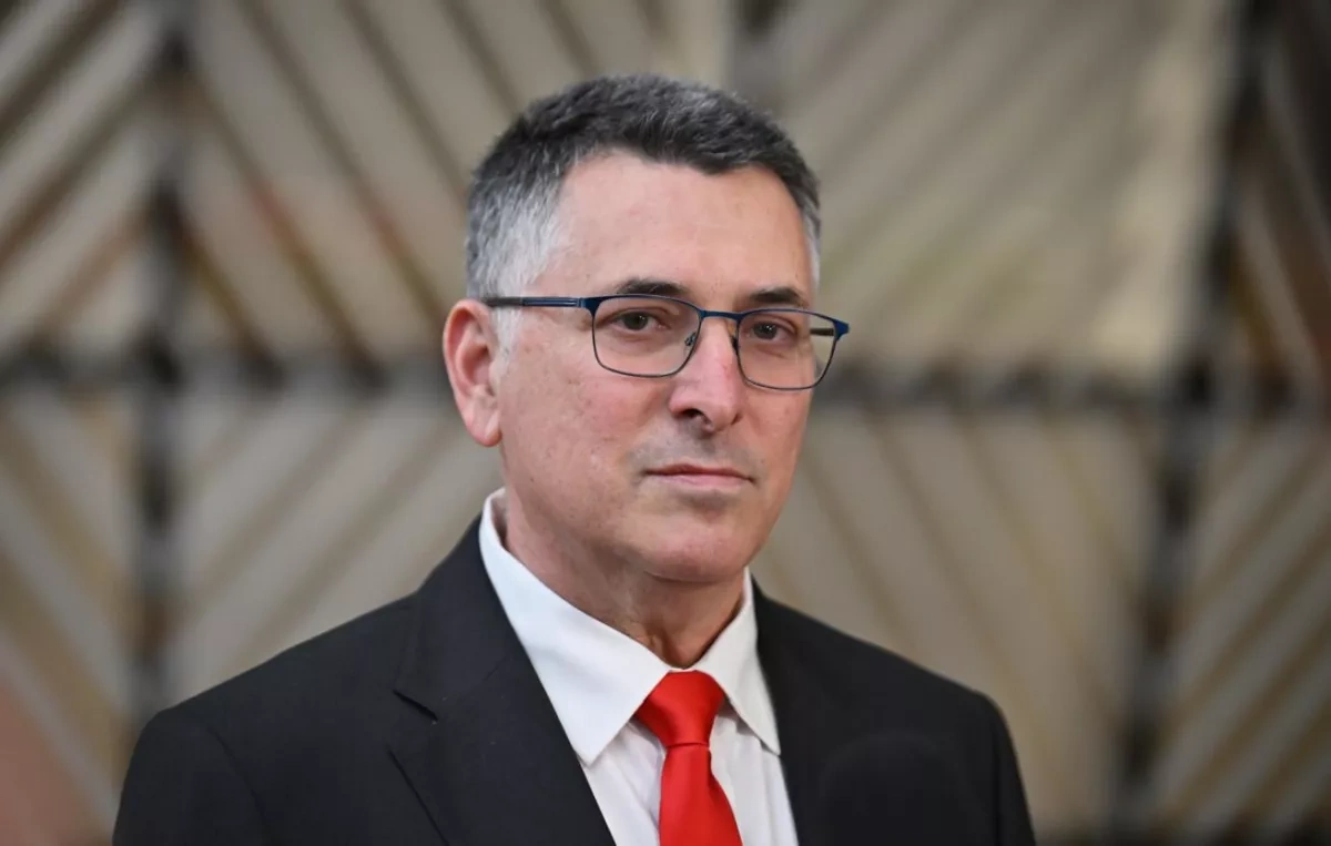 Israeli FM criticises Russia at UK-convened meeting on Middle East Video