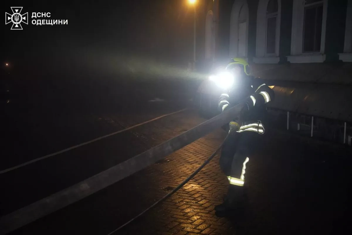 Russian overnight attacks on southern, central Ukraine leave dead, injured PHOTO/VIDEO