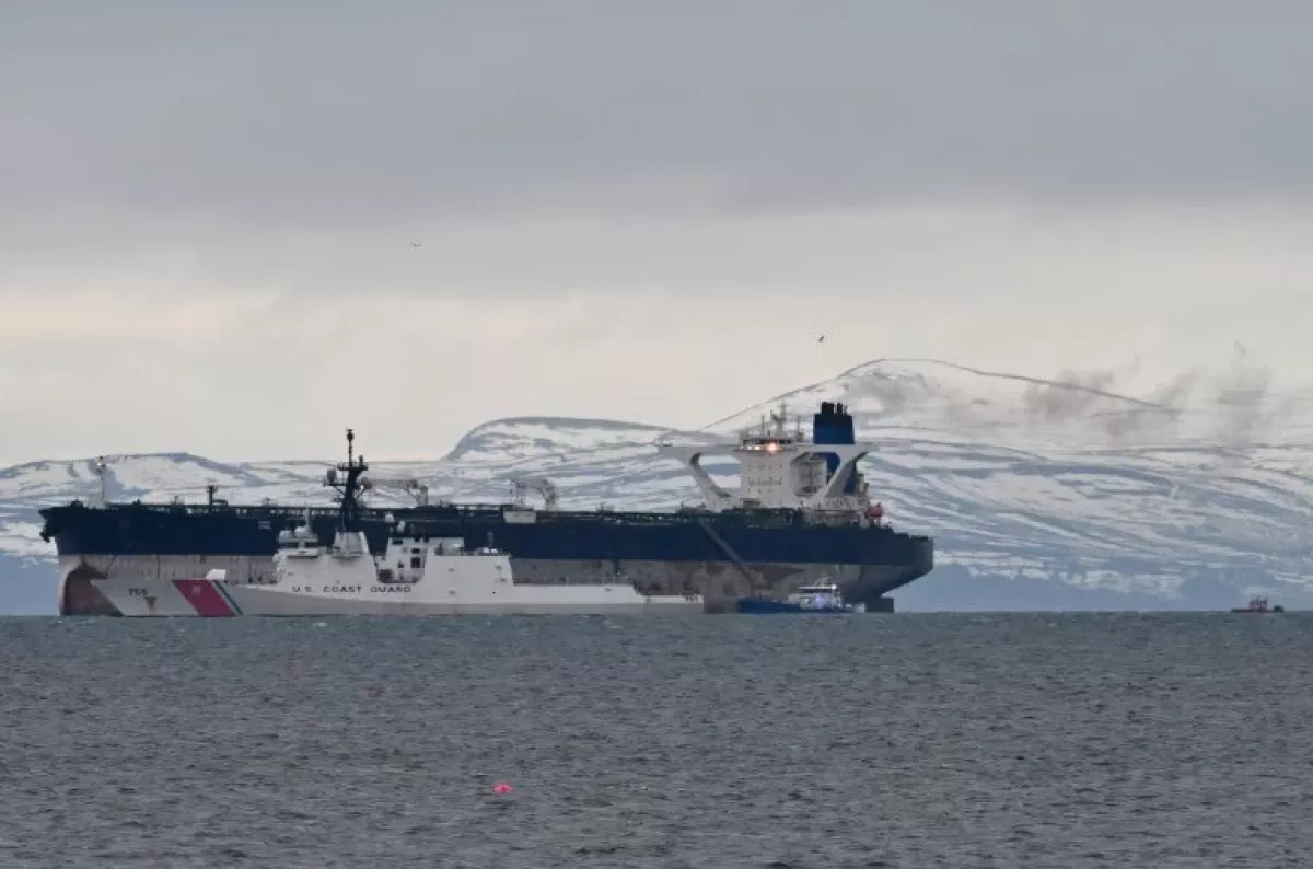 WSJ: Trump administration weighs seizing Iranian oil tankers