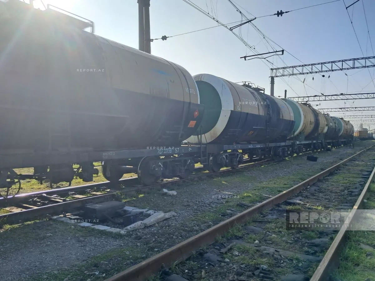 Train carrying Russian grain departs for Armenia via Azerbaijan PHOTO