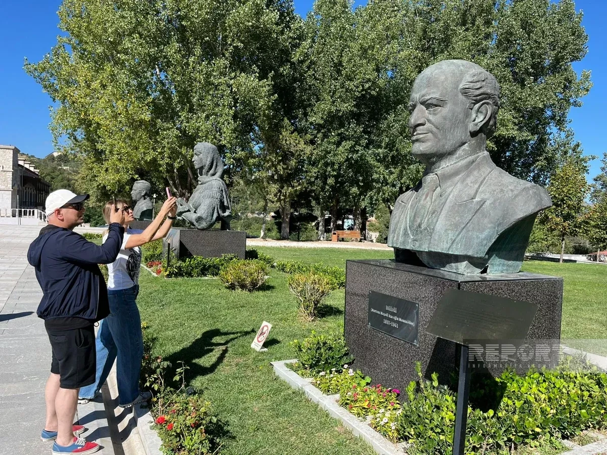 Georgian media delegation discovers Azerbaijani Shusha’s cultural heritage PHOTO
