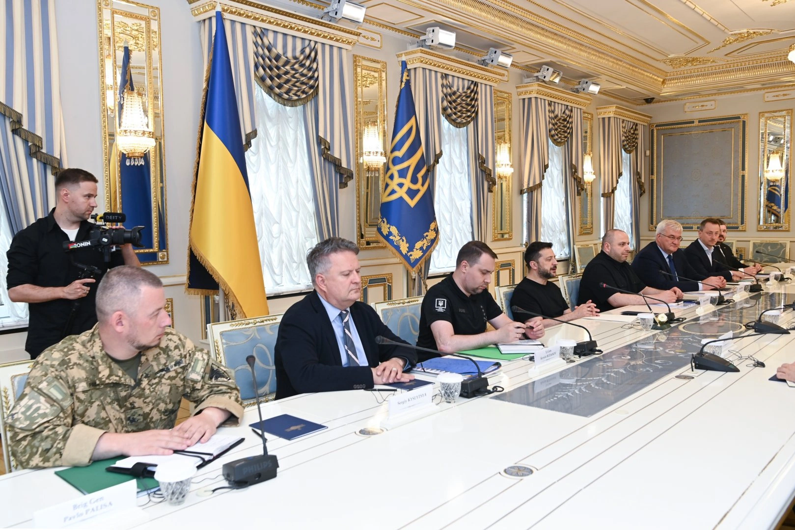 Ukrainian President, Azerbaijani FM discuss defense, energy ties and Black Sea security (PHOTO)