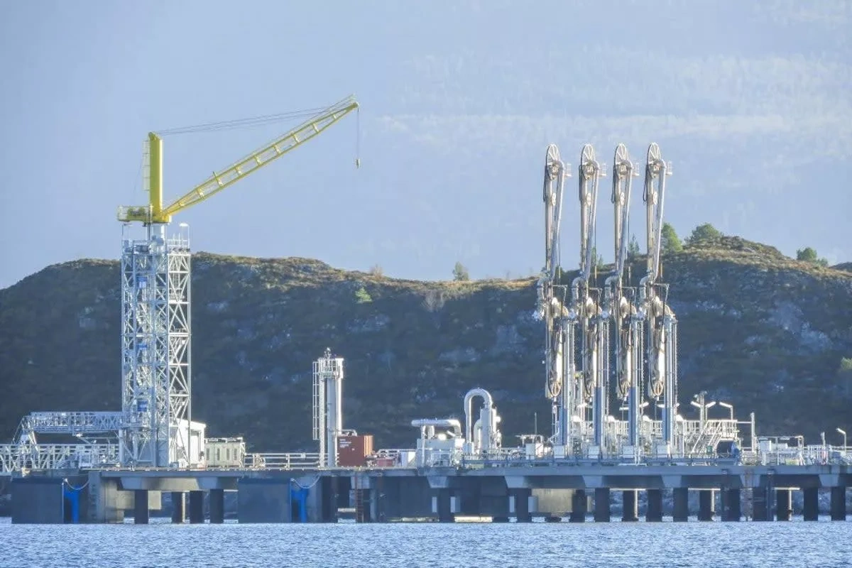 UK gas prices surge 140% amid Middle East crisis